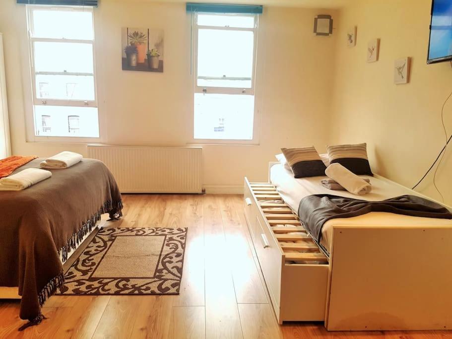 Comfortable Studio Flat Near Central Λονδίνο Εξωτερικό φωτογραφία